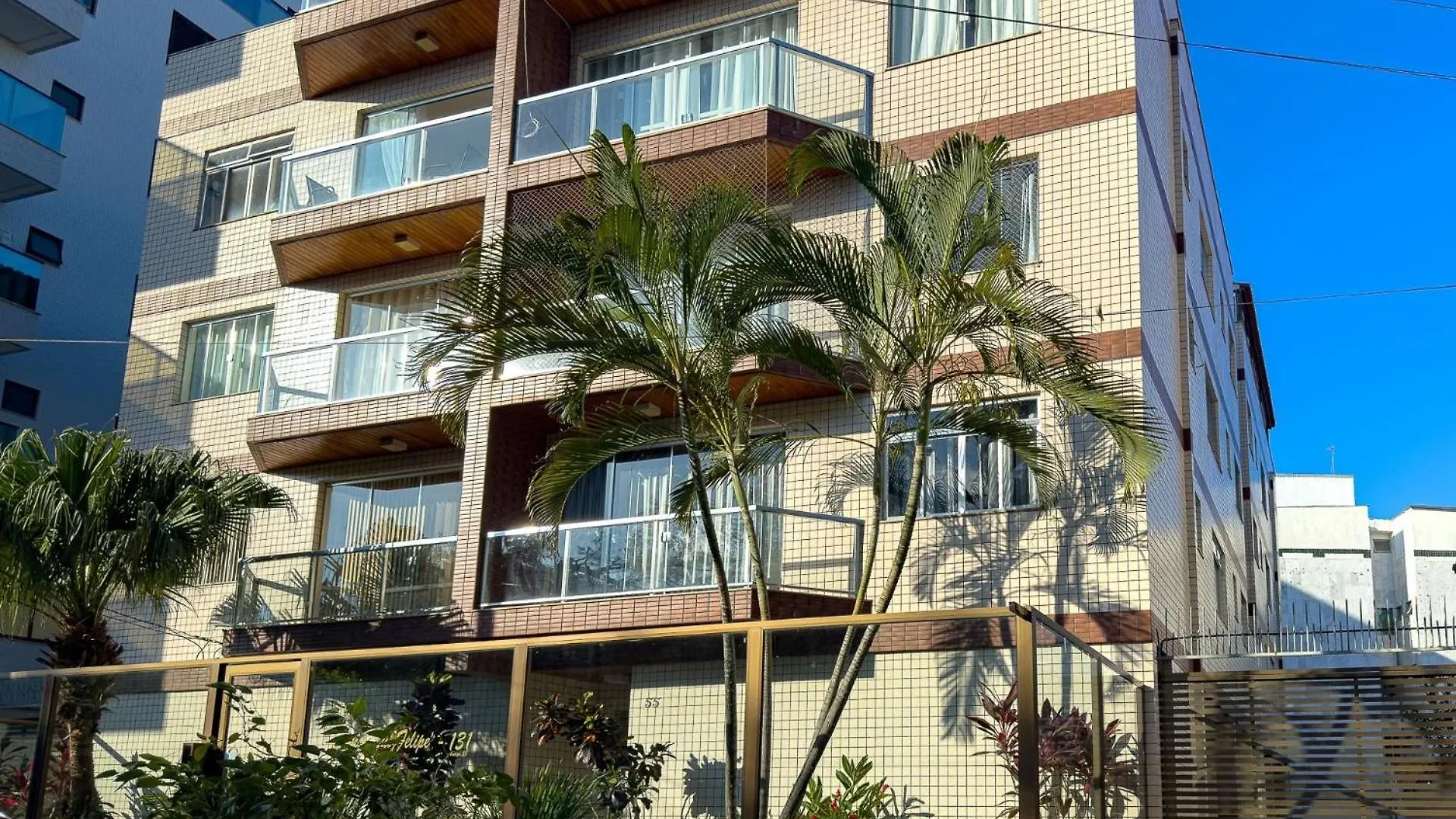 Ape Na Praia Chique E Completo Cabo Frio